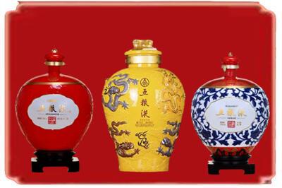 酉阳县烟酒回收五粮液各种摆件.jpg